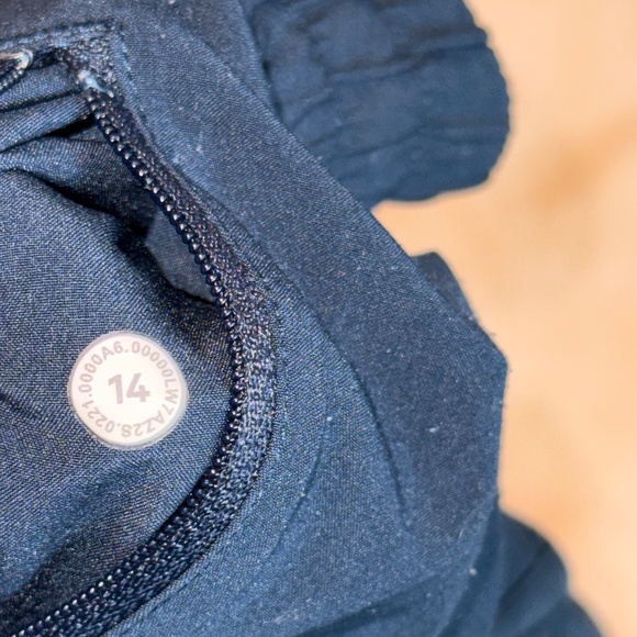 tracker short V - Picture 6 of 6